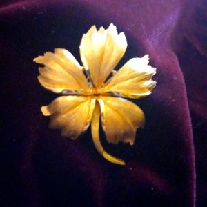Trifari Signed Large Vintage Brooch Floral